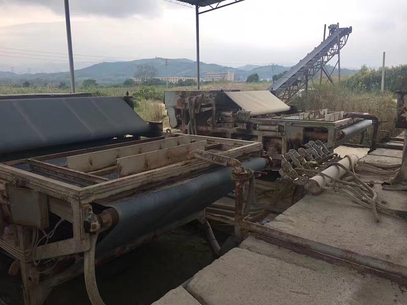 客戶壓濾機(jī)使用現(xiàn)場(chǎng)